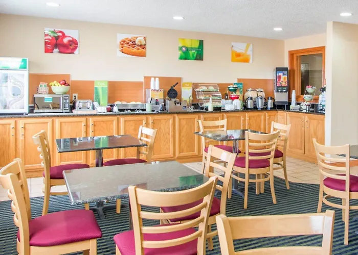 Quality Near Starved Rock State Park 4*