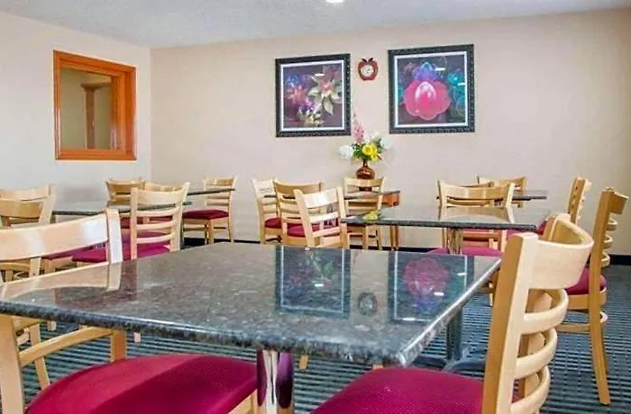 Inn Quality Near Starved Rock State Park 4*